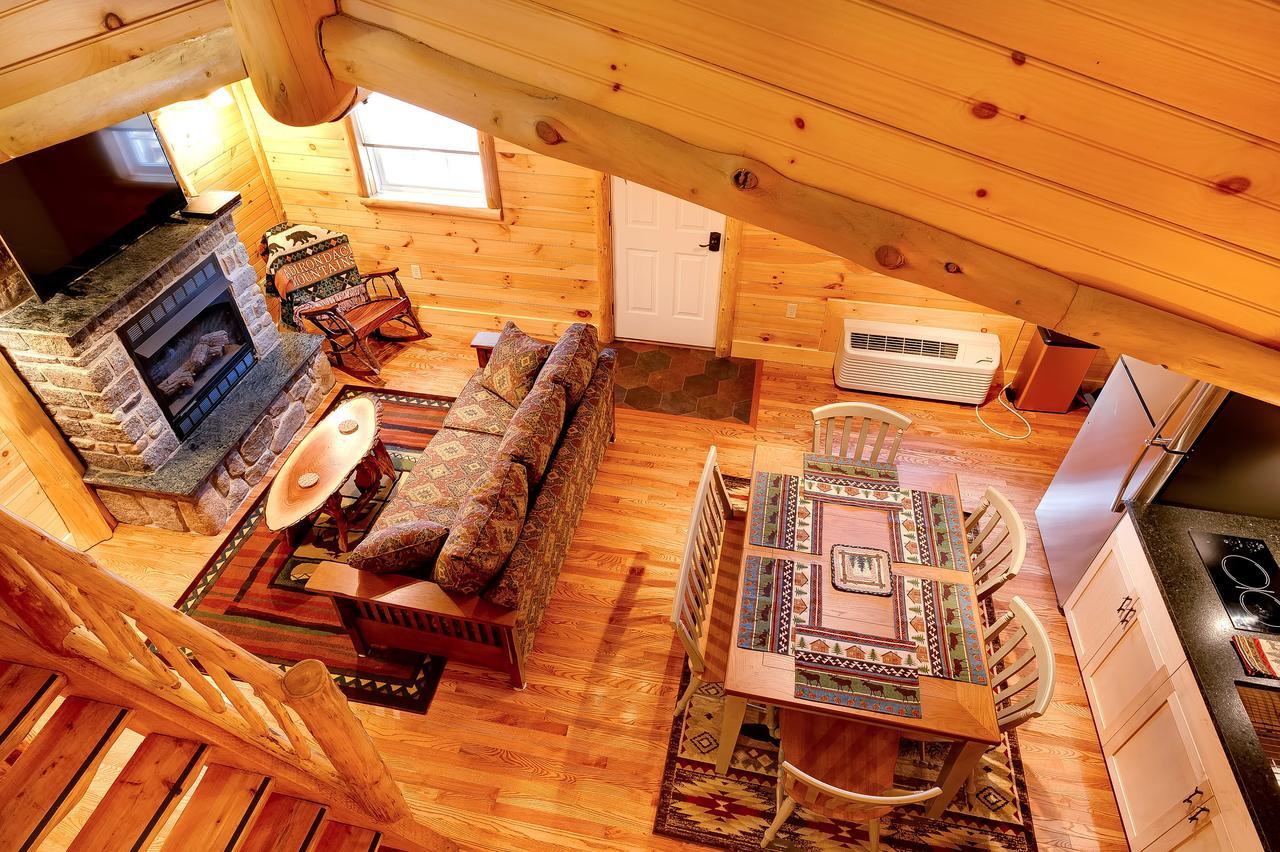 לייק פלאסיד Cobble Mountain Lodge מראה חיצוני תמונה
