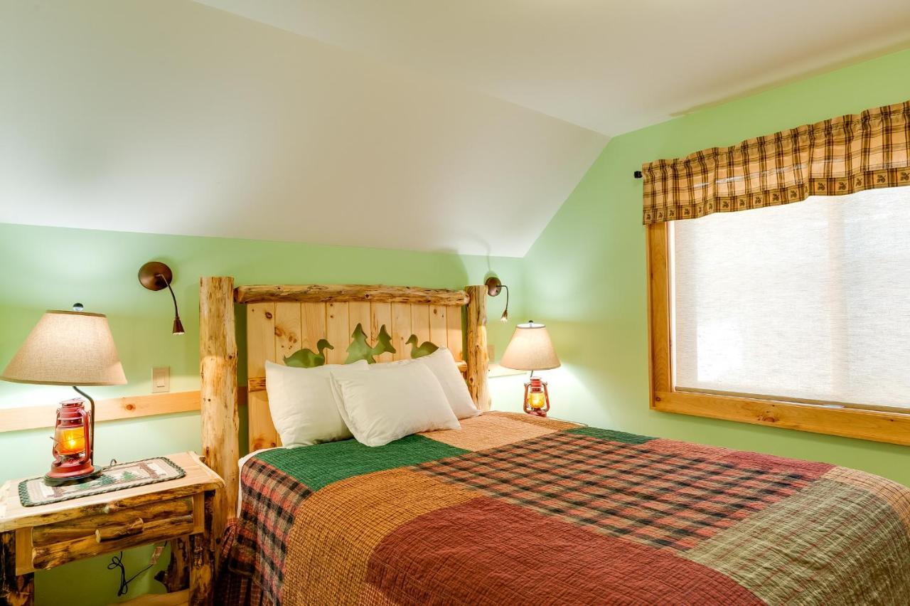 לייק פלאסיד Cobble Mountain Lodge מראה חיצוני תמונה