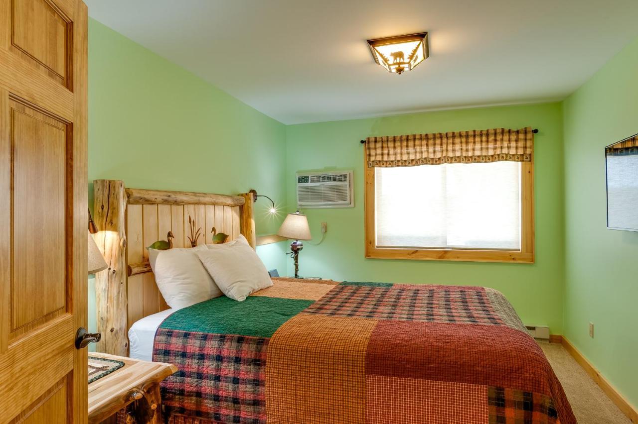 לייק פלאסיד Cobble Mountain Lodge מראה חיצוני תמונה